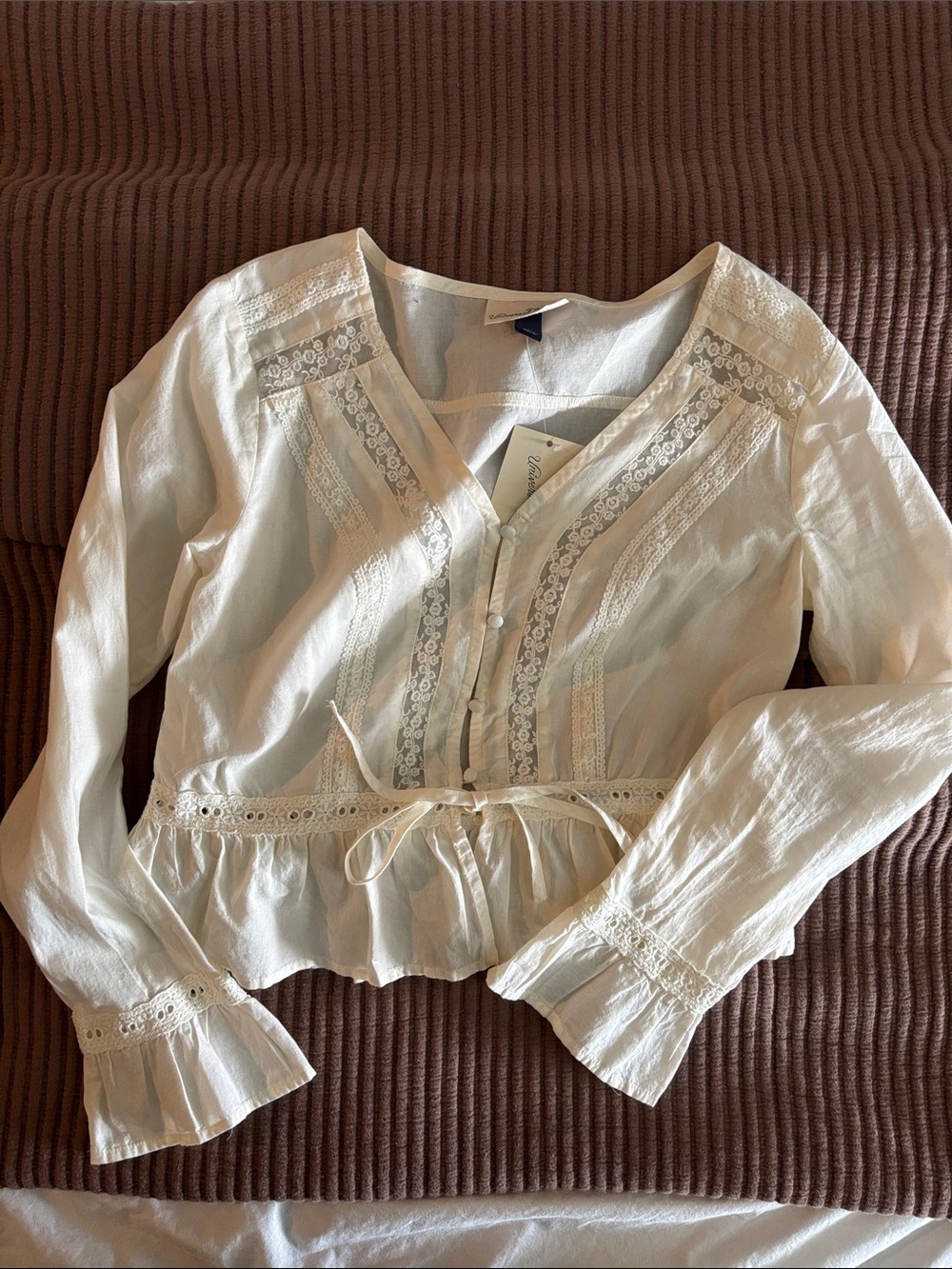 Universal Thread Cream Lace-Trim Button Front Peplum Blouse